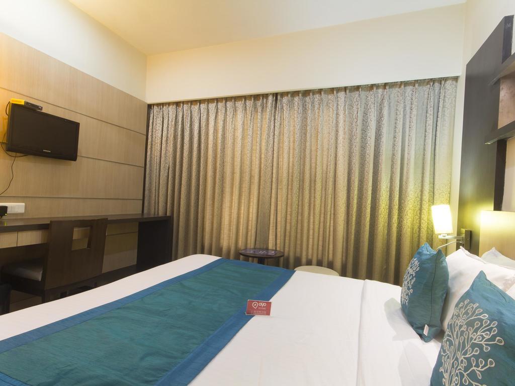 Hotel Monarch Guestline In Midc Rabale, Navi Mumbai Extérieur photo