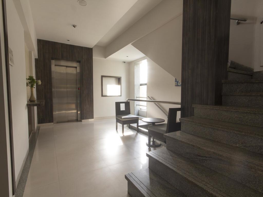 Hotel Monarch Guestline In Midc Rabale, Navi Mumbai Extérieur photo